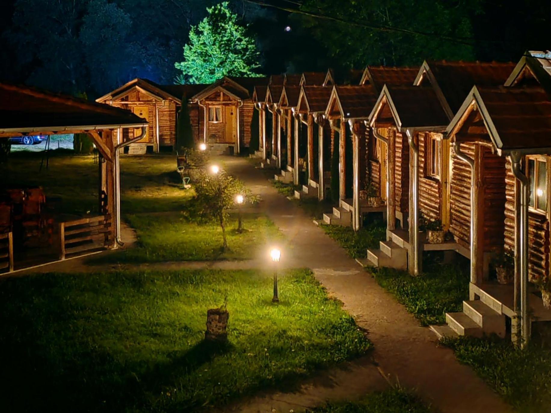 Juzni Vetar Hotel Trnski Odorovci Exterior photo